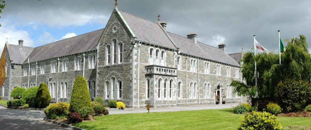 año escolar en Irlanda